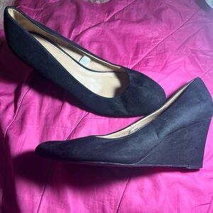 Classic Black Wedge Pumps - Women's Suede Style